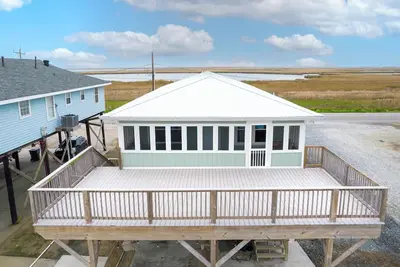 Image de Redfish Retreat Fishing Camp - On Water - Private Boat Launch; Sleeps 12