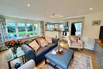 Image de Suzetta fabulous holiday home, quietly central, private parking, pet friendly