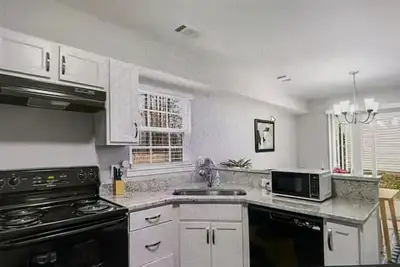 Image de Peaceful Retreat Close to Avalon/ Halcyon