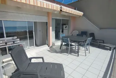 Image de T4 en Front de Mer pour 6 pers avec Climatisation et Parking à Narbonne-Plage