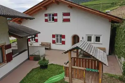 Image de Family apartment with playground and terrace surrounded by vineyards