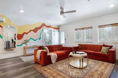 Image de Zion Retreat: 3br/2ba Full of Amenities: Pool, Hot Tub, Sauna, Outdoor Theater