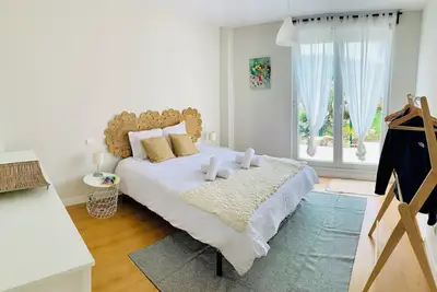 Image de Casa Branca Cantabria: Spacious first floor with garden 500m from the beach | Wifi/Garaje