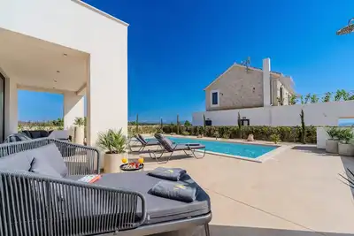 Image de Luxury Villa Waterlily with Pool