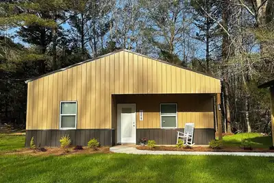 Image de Charming 2-Br house in country setting; close to Meridian. Pet friendly/Ac/WiFi