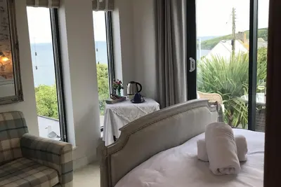 Image de Lovely boutique Bed and Breakfast room with stunning sea views