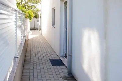 Image de One Bedroom Apartment with sea View 4