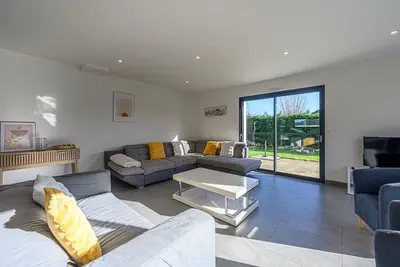 Image de Domaine de Larmor - Maison contemporaine proche plages