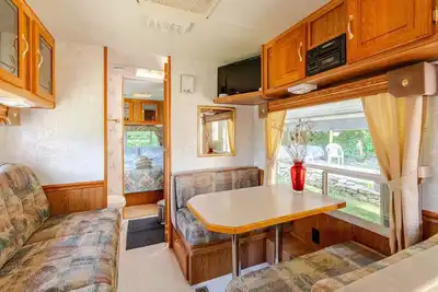 Image de Pet Friendly Glamping • Hot Tub • Fire Pit • Patio