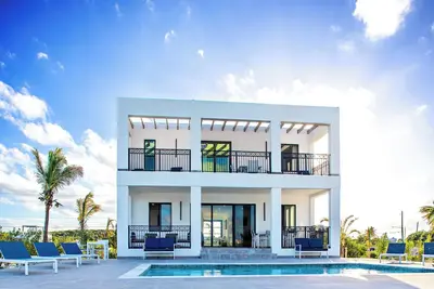 Image de Blue Chill  Your Tropical Escape in Chalk Sound