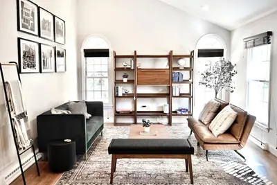 Luxe, Charming Princeton Home - 10 minutes from downtown and the University!