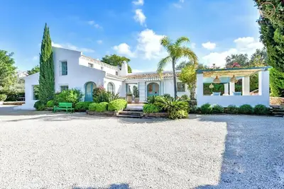 Image de Bisserot - By Almarina Villas