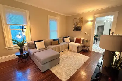 Image de Charming 2bed w office by University of Rochester, Strong Memorial and hospitals