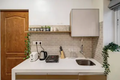 Cleo 1bhk Khar W by The Bombay Home Company
