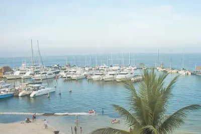 Image de Sunny 1 Bedroom with Marina view in Family Friendly Cancun resort