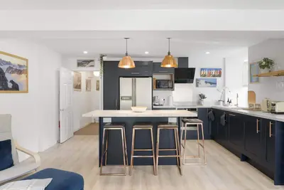 Image de Beautiful Apartment with Parking, Central Exeter