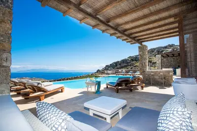 Image de Amallini Suites Mykonos, Suite Nike de Selini