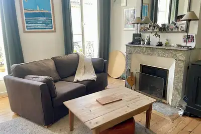 Image de rue du Cloître : Appt Xviii centre historique possible jusqu'à 7 personnes