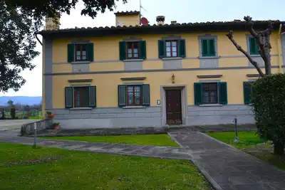 Image de Cozy apartment in the green, 20min. from Florence with private parking spaces