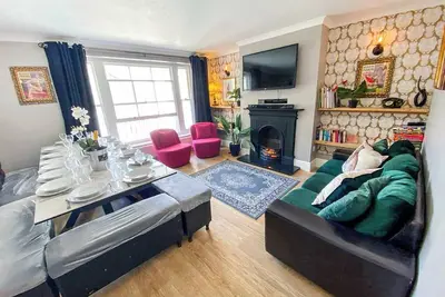 Image de Hot Tub Hideaway - by Brighton Holiday Lets