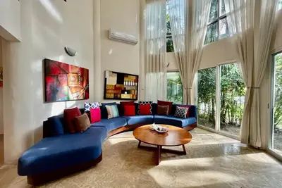 Image de Monthly Stays available! 3-bedr house Playacar, close to the beach 24/7 security