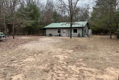 Image de Cozy Woodland Cabin Retreat in Fremont, Wi