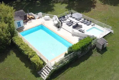 Image de Dordogne Glamping - Emperor tent Pv2