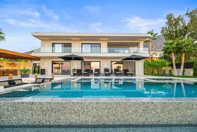 Image de Luxurious 7-Bedroom villa Belle Marianna