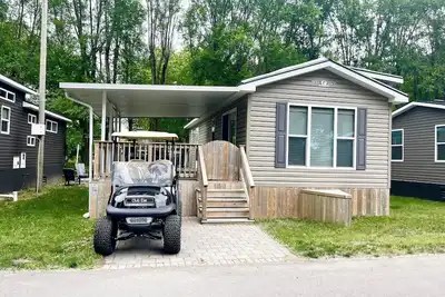 Image de 2-Bedroom Cottage Near Elcho Beach & Funplex–Perfect for Relaxation & Adventure!