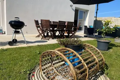 ty laouen\nMaison neuve pour 8 personnes calme jardin clos terrasse