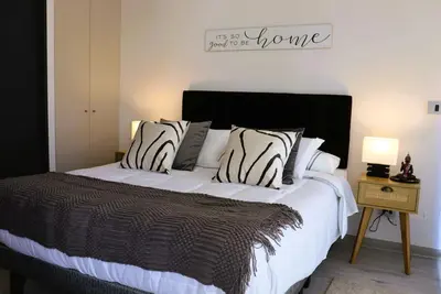 Image de Hom I Centrico y Moderno Depto 2d2b 3pax Santiago