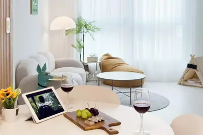 Image de 854sqft Luxury 3b2b #Parking #WasherDryer #fitness #Ac #Parking #Pet-friendly