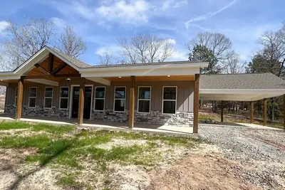 Image de The Farmhouse on 151