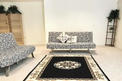 Image de Serene Riverside Basement Suite in Manassas