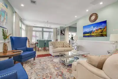 Image de Spacious 4-bedroom townhome in delightful Arverne By the Sea, Free Parking WiFi