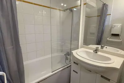 Image de À 140m des pistes de ski, 1er étage, balcon, casier à ski, 37m², Flumet