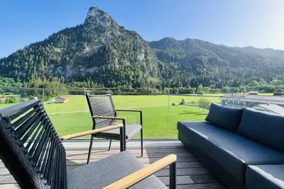 Image de Holiday apartment \"Bergblick 1342\" in Oberammergau with mountain view