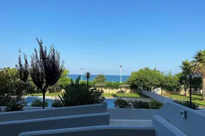 Image de Relax in front of the sea: our first floor with a view
