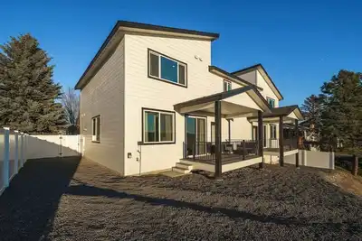 Image de Modern Villa with Scenic Views