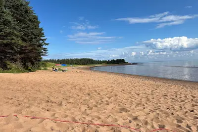Image de Family cottage in Pei steps from beautiful beach! Pet-Friendly