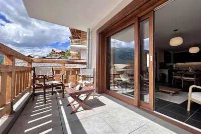 Image de 1er étage, vue montagne, terrasse, parking, télévision, 60m², Serre Chevalier