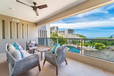 Image de Oceanfront 2-bedroom condo with amenities and direct beach access in Arrocito