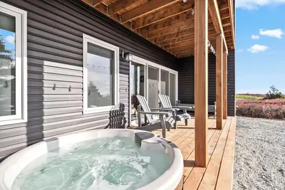 Image de The Right at Surf Western Head - 3br Home with Oceanfront Hot tub Views
