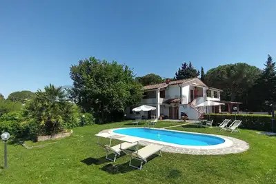 Image de Villa with private pool near Pisa for max 8 guests