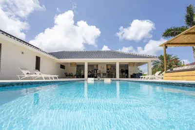 Image de *New* Luxury 8-person Villa Brasa within walking distance of JanThielBeach