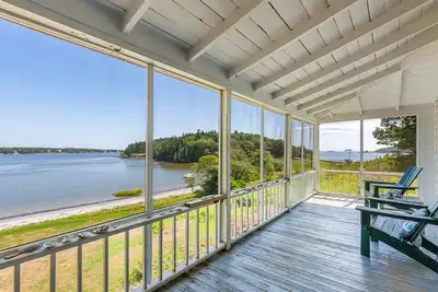 Image de Coastal Haven - The Grey Cottage, 3 bedrooms on tidal bay