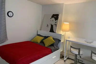 Image de Sunset-Dwelling w/Full Kitchen + Microwave - BathTub