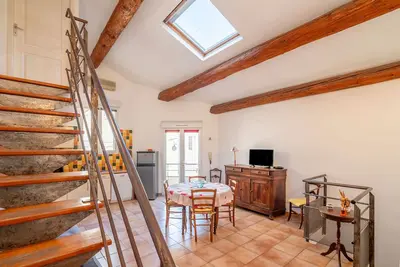 Appartement \"Maison\" avec Wi-Fi et climatisation