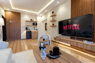 Image de Quite Elegant - Oasis - Self entry