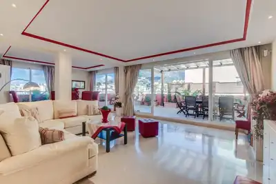 Image de Appartement \"Amazing\" avec vue sur la mer, Wi-Fi et climatisation